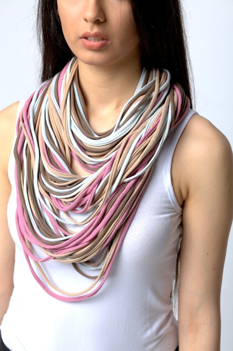 Die Strickkette Aus 100 % Baumwolle, Pastellfarben, Streifen, Loop, Rundschal von Ekoszale