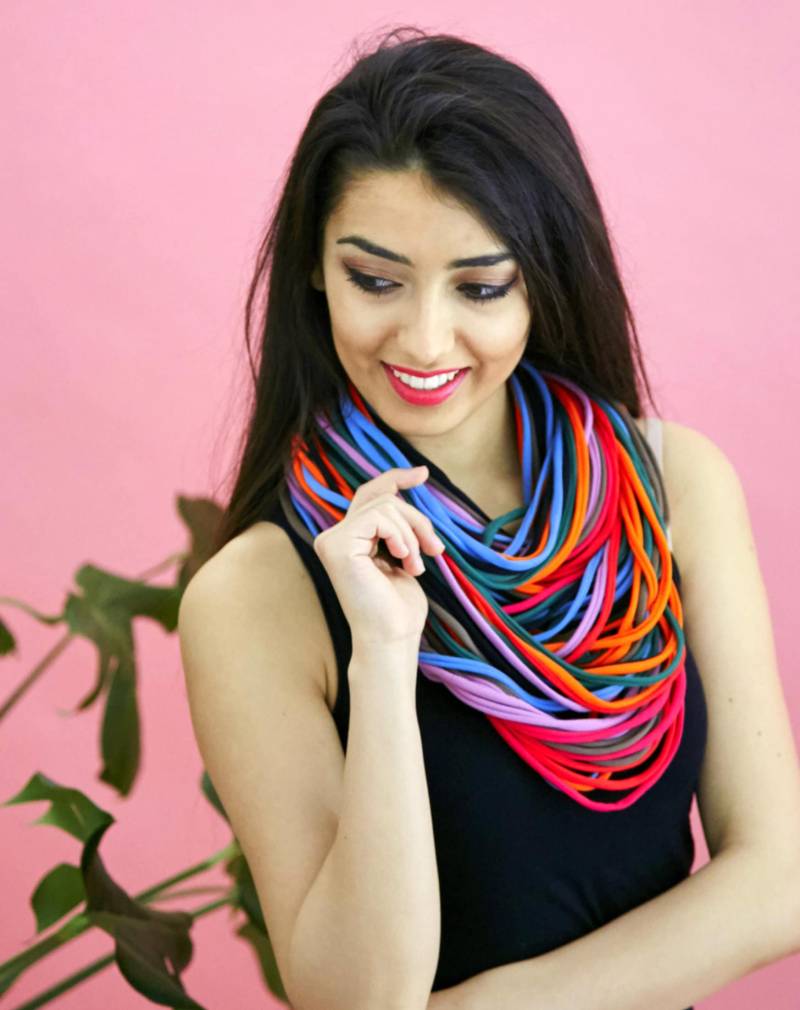 strickkette, Rundschal Tube Schlauchschal, Loop Regenbogenfarbe strickkette, Rundschal Tube Schlauchschal, Loop Regenbogenfarbe von Ekoszale