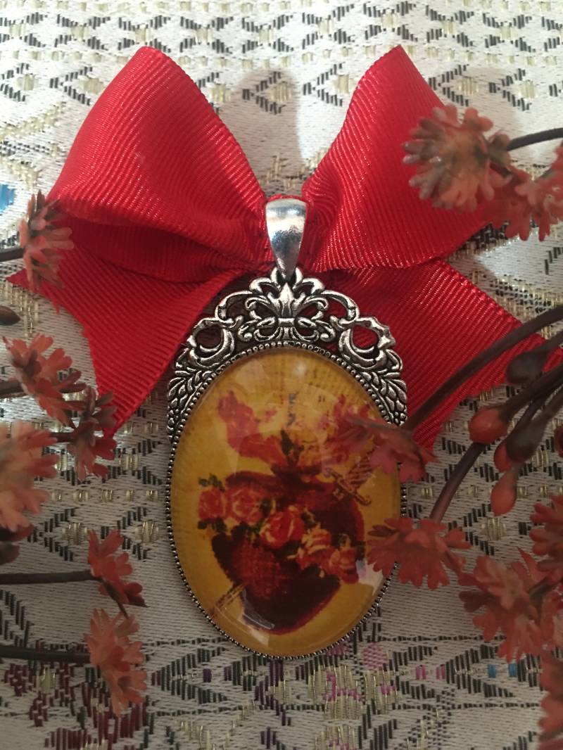 Heiliges Herz Mariens. Medaillon, Brosche Heiliges Herz Mariens. Medaillon, Brosche von ElRelicari