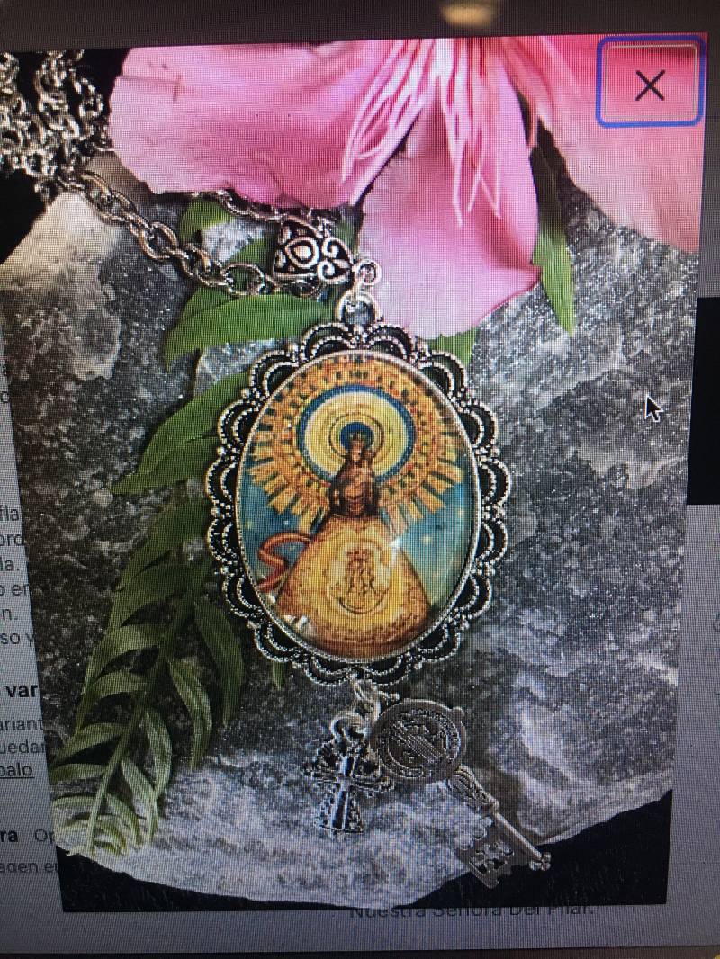 Jungfrau Der Säule. Anhänger von ElRelicari