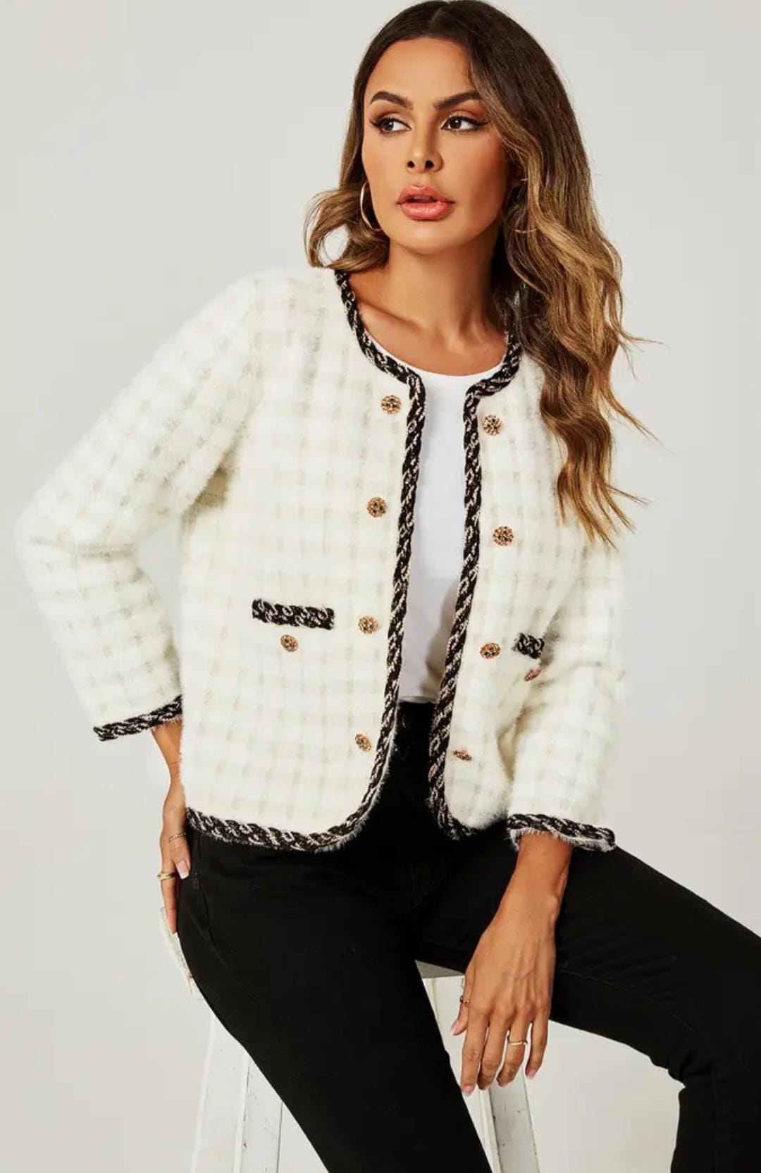 Bouclé Blazer in Weiß Versch. Gerade Geschnitten Hochwertig Größen Xs/S M Erhältlich von ElaaStoryStore