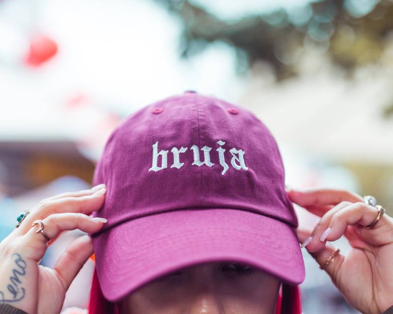 Bruja Mütze von EladaniStudio