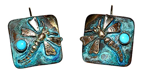 Grünspan Patina Messing Flutter Libelle Ohrringe – Türkis Grünspan Patina Messing Flutter Libelle Ohrringe – Türkis von Elaine Coyne Collectible Artwear