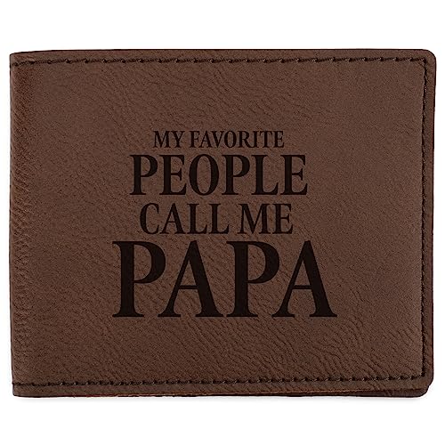 Elanze Designs Favorite People Call Me Papa Geldbörse aus Kunstleder, 11,4 x 8,9 cm, braun / schwarz, 4.5 x 3.5, Favorite People Call Me Papa Brown Black Script von Elanze Designs