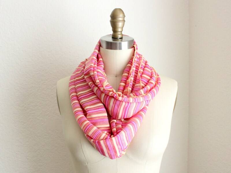 Extra Langer Schal, Rosa Limonade Pin Streifen Extra Langer Schal, Rosa Limonade Pin Streifen von ElasIdeaDesigns