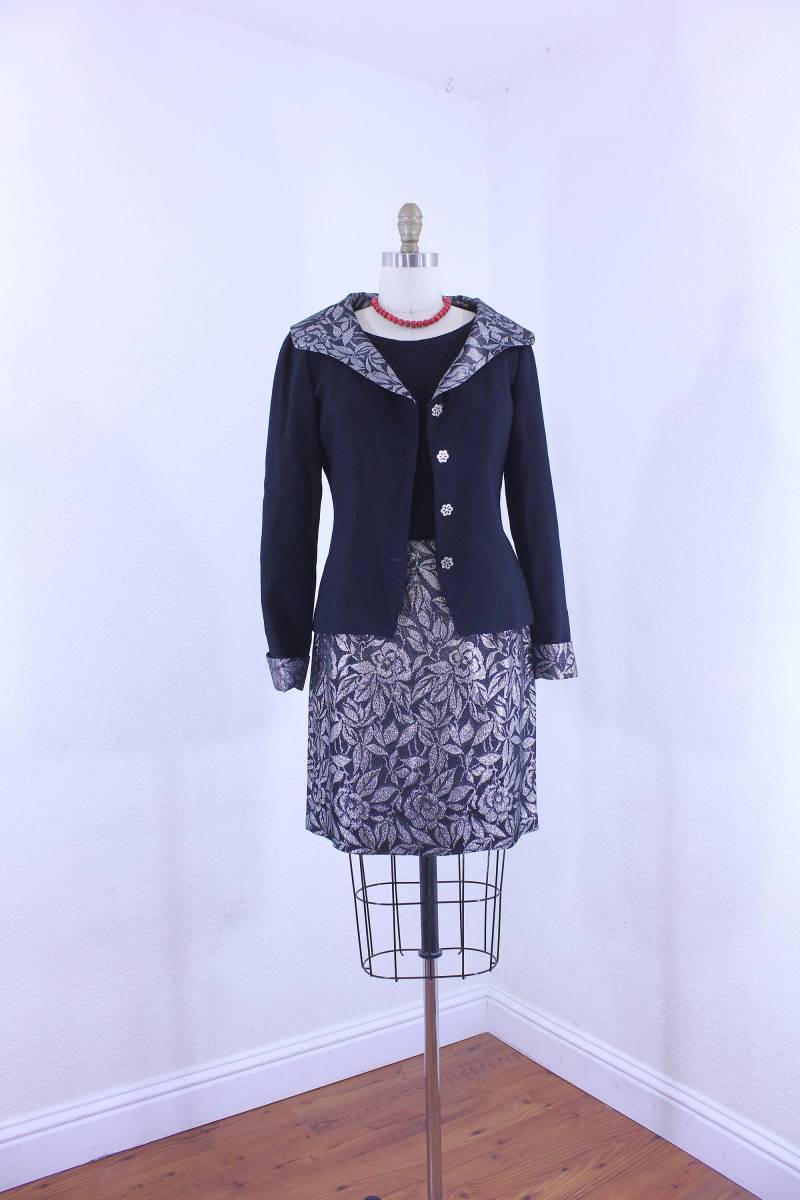 Vintage Zweiteiler Set Schwarze Wolle Und Metallic Anzug Silber Blumen Muster Akzente Rock Gr. 4 By Gantos 1970Er-1980Er Jahre von ElasVintageFinds