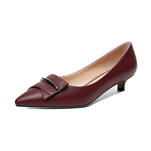 Elashe Damen Niedrige Kitten Absatz Heel Geschlossene Spitze Zehenkappe Slip on Pump Schnalle Schleife Hochzeitsschuhe 3.5CM Burgund EU38 von Elashe