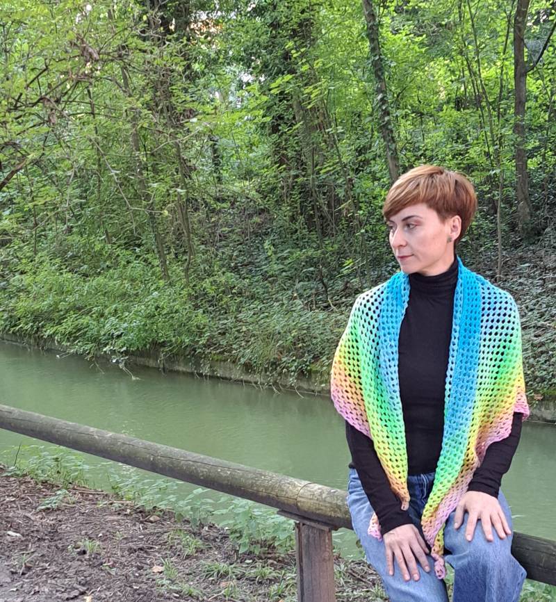 Dreieckiger Häkelschal, Handgemachter Leichter Schöner Dreiecksschal, Gehäkelter Schal, Schal Dreieckiger Häkelschal, Handgemachter Leichter Schöner Dreiecksschal, Gehäkelter Schal, Schal von ElbazardeKali