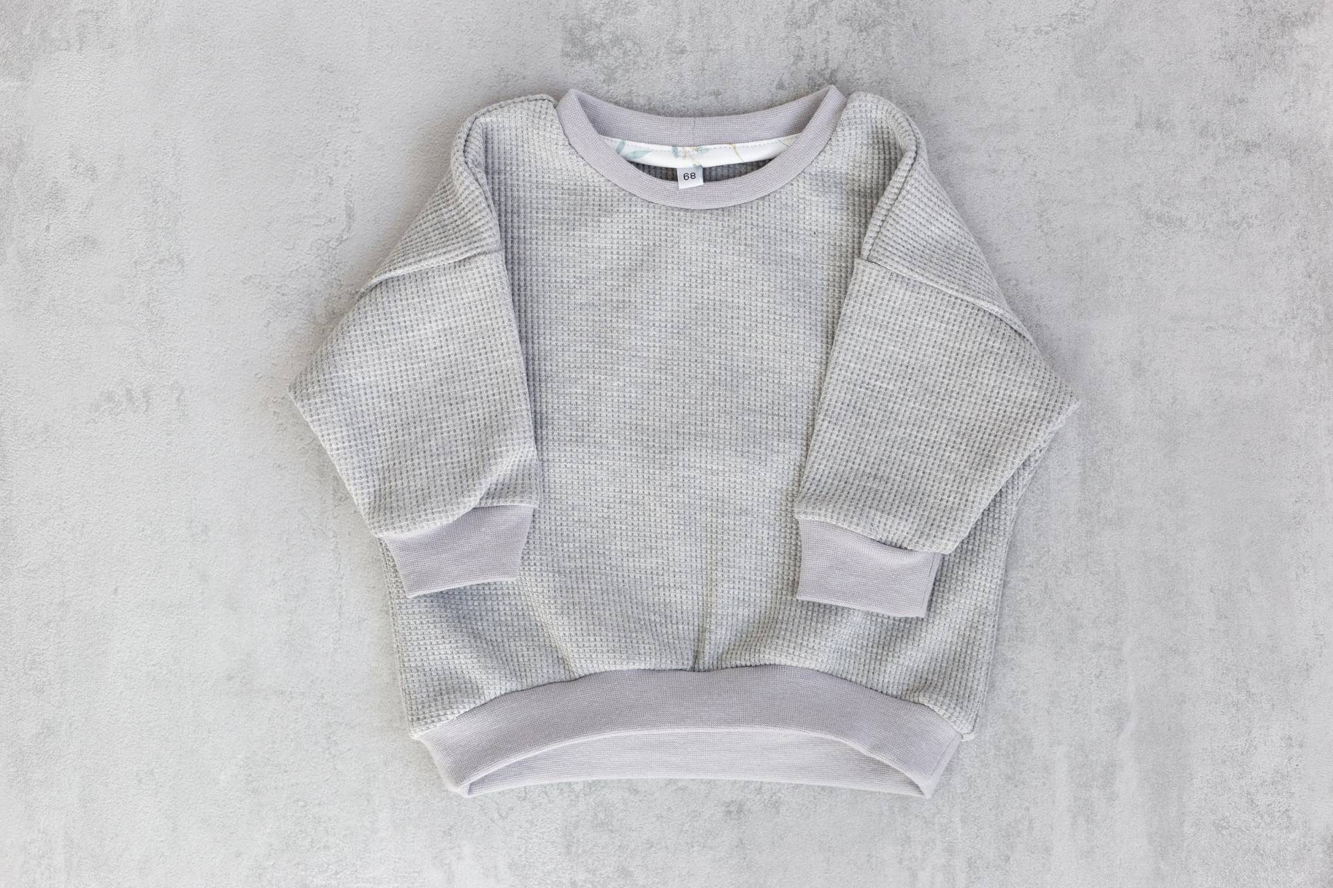 Oversized Sweater | Pullover Für Kinder Aus Waffeljersey in Grau Geschenk Schlicht Ohne Aufdruck Oversized Sweater | Pullover Für Kinder Aus Waffeljersey in Grau Geschenk Schlicht Ohne Aufdruck von Elbgarn