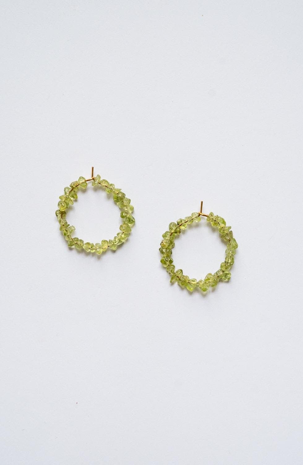 Grünes Paar Creolen Aus Peridot Edelsteinen Grünes Paar Creolen Aus Peridot Edelsteinen von ElectronslibresShop