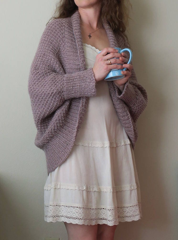 Handgestrickte Strickjacke, Wolle & Mohair Pullover, Grobstrick Warme Frau Jacke, Beige Auf Bestellung Gemacht von Eledjo