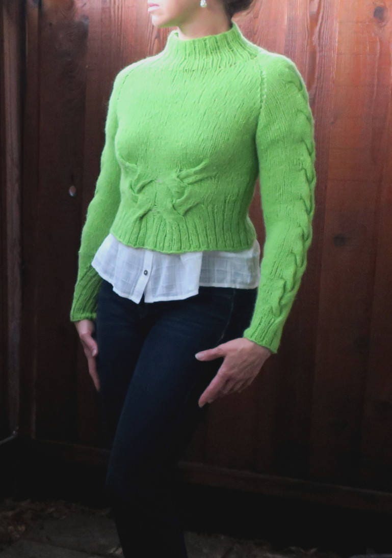 Handgestrickter Pullover, Neon Grüner Alpaka Seide Wolle Damen Pullover. Sofort Versandfertig von Eledjo