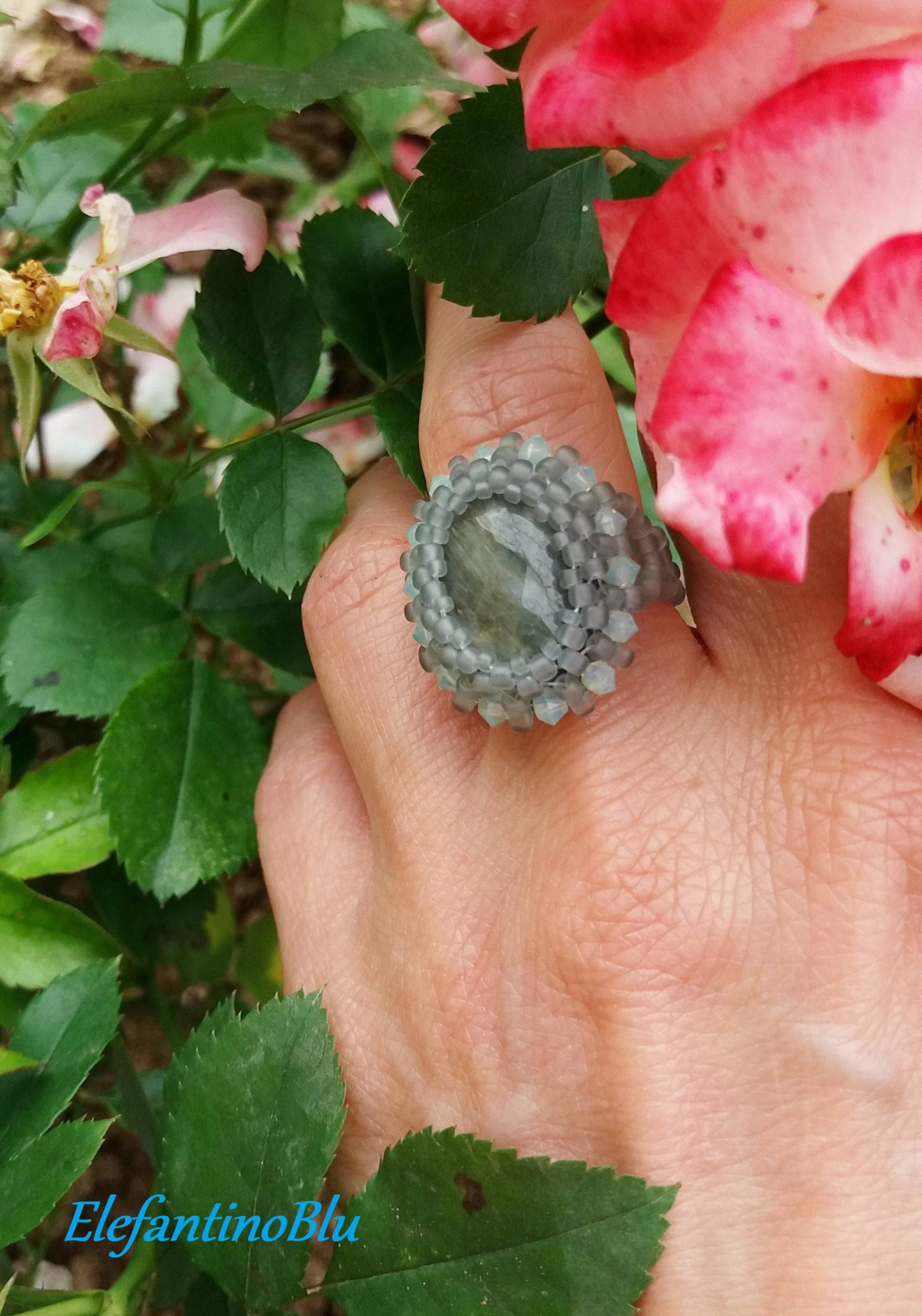 Grüne Ring Grau Hawkeye Und Hartstein Ring, Swarovski-Kristalle, Edelstein, Geschenk Für Sie, Einzigartige Handgemachte Nickelfrei Grüne Ring Grau Hawkeye Und Hartstein Ring, Swarovski-Kristalle, Edelstein, Geschenk Für Sie, Einzigartige Handgemachte Nickelfrei von ElefantinoBlu