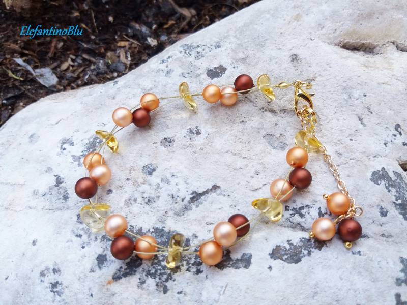 Orange Kupferstahl Kabelarmband Mit Glasperlen Und Chips, Frau Geschenk, Mama Jubiläum, Handgefertigt, Einzigartig, Nickelfrei Orange Kupferstahl Kabelarmband Mit Glasperlen Und Chips, Frau Geschenk, Mama Jubiläum, Handgefertigt, Einzigartig, Nickelfrei von ElefantinoBlu