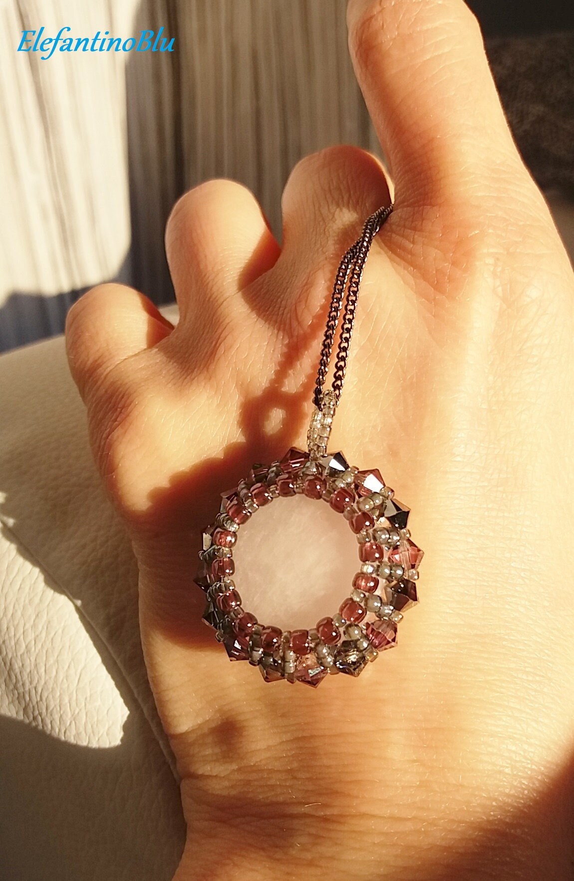 Rosenquarz-Anhängerkette Und Swarovski-Kristalle, Grauviolette Halskette, Schmuck, Jubiläumsgeschenk, Handgefertigt, Einzigartig, Nickelfrei Rosenquarz-Anhängerkette Und Swarovski-Kristalle, Grauviolette Halskette, Schmuck, Jubiläumsgeschenk, Handgefertigt, Einzigartig, Nickelfrei von ElefantinoBlu