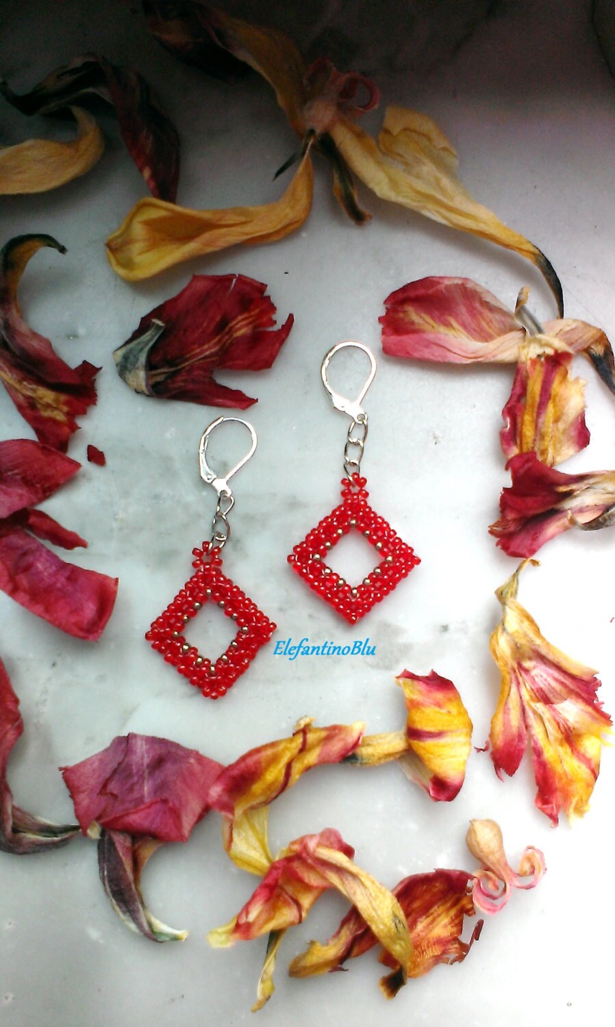 Roten Rocailles Diamant Ohrringe, Weihnachtsgeschenk, Geschenk Für Sie, Jubiläum, Schmuck Handmande, Einzigartig, Nickelfrei Roten Rocailles Diamant Ohrringe, Weihnachtsgeschenk, Geschenk Für Sie, Jubiläum, Schmuck Handmande, Einzigartig, Nickelfrei von ElefantinoBlu