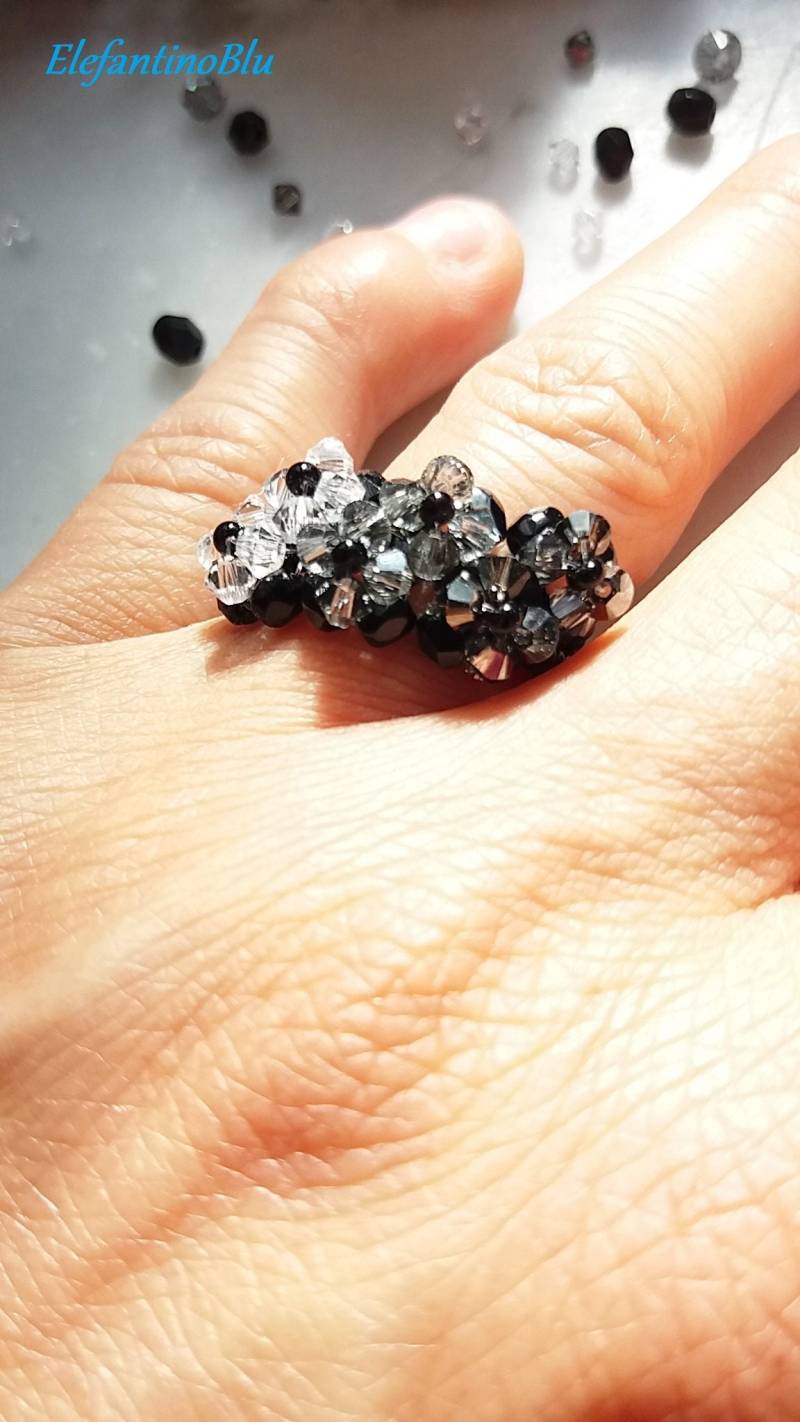 Swarovski Schwarz Grauen Ring, Verlobungsring, Jahrestag Geschenke, Schmuck Für Ihr Geschenk Sie, Einzigartige Handgemachte Nickelfrei Swarovski Schwarz Grauen Ring, Verlobungsring, Jahrestag Geschenke, Schmuck Für Ihr Geschenk Sie, Einzigartige Handgemachte Nickelfrei von ElefantinoBlu