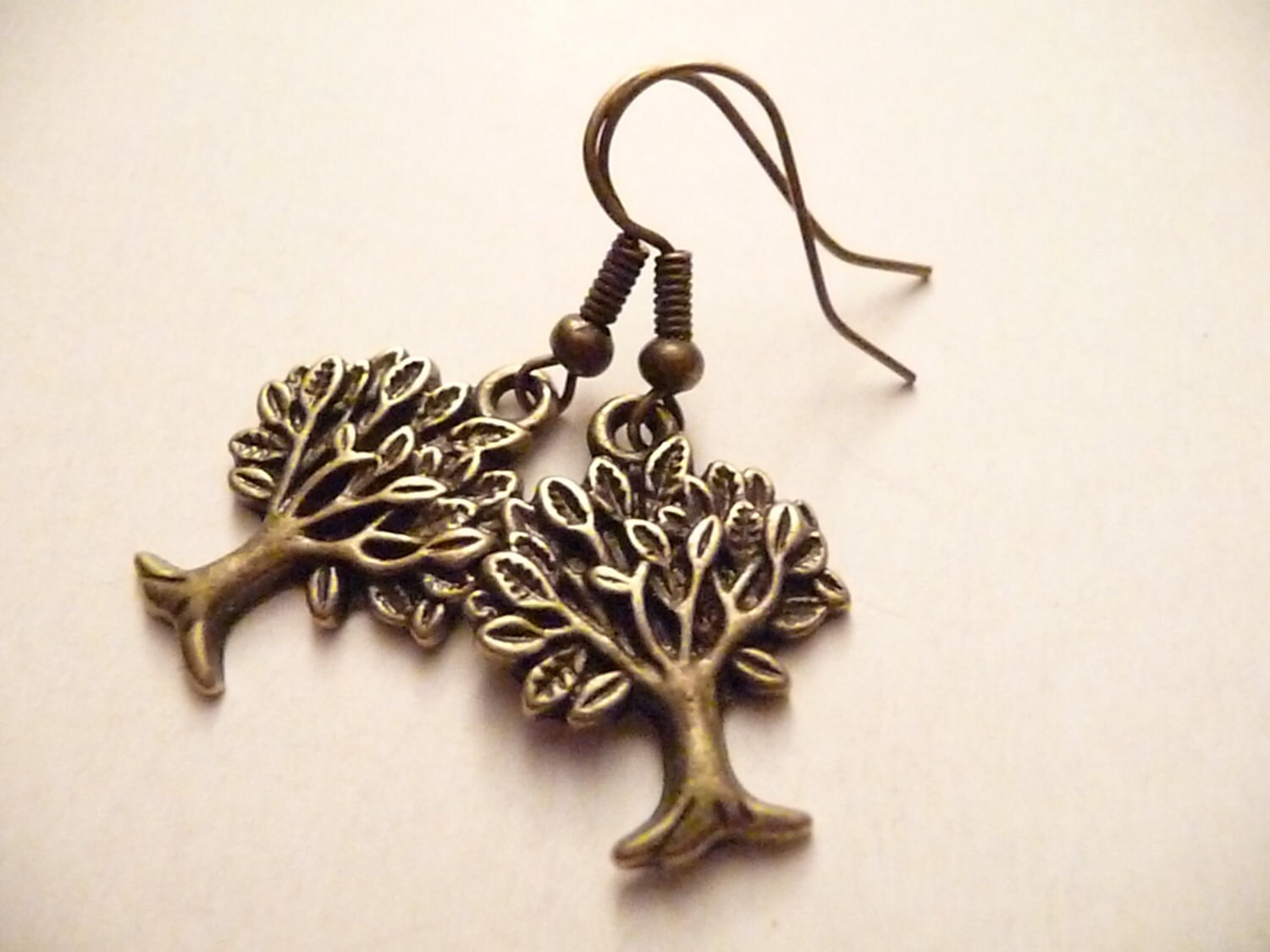 Kupfer Baum Des Lebens Ohrringe Leichte Charme Ohrringe von Eleganceforyou