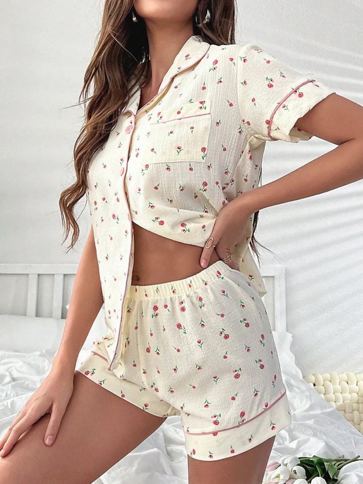 Elegant Love Shorty Damen Pyjama-Set mit floralem Muster – leichte Nachtwäsche & Homewear (Set, 2 tlg., kurzarm Oberteil + Shorts) Schlafanzug Set – Loungewear für warme Sommernächte von Elegant Love