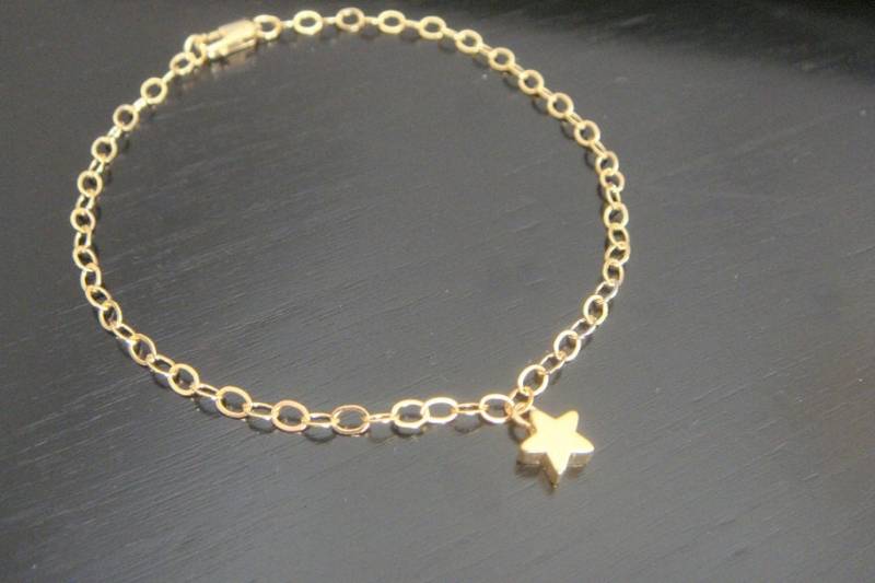 14 Kt Gold-Gefüllt Tiny Star Verstellbare Armband Bridal Brautjungfern Geburtstag Weihnachten Charm Täglich Einfache Schmuck Religiöse von ElegantSwan