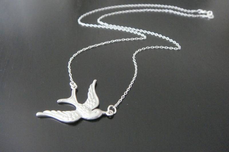 sterling Silber Matt Vogel Sparrow Charm Halskette Ohrringe Braut Brautjungfern Besonderer 300-Jährigen Geburtstag Weihnachten von ElegantSwan