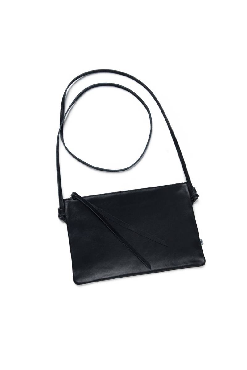 Lederhandtasche Ella Mit Zwei Fächern Von Elektropulli - Schwarz von ElektroPulli