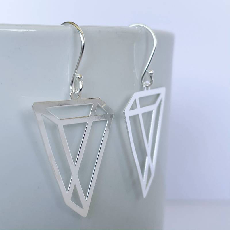 Triangular Hanging Earrings. Lightweight Statement Jewellery. Minimalist Fashion Accessory | Selected By Element Of Glam von ElementOfGlam