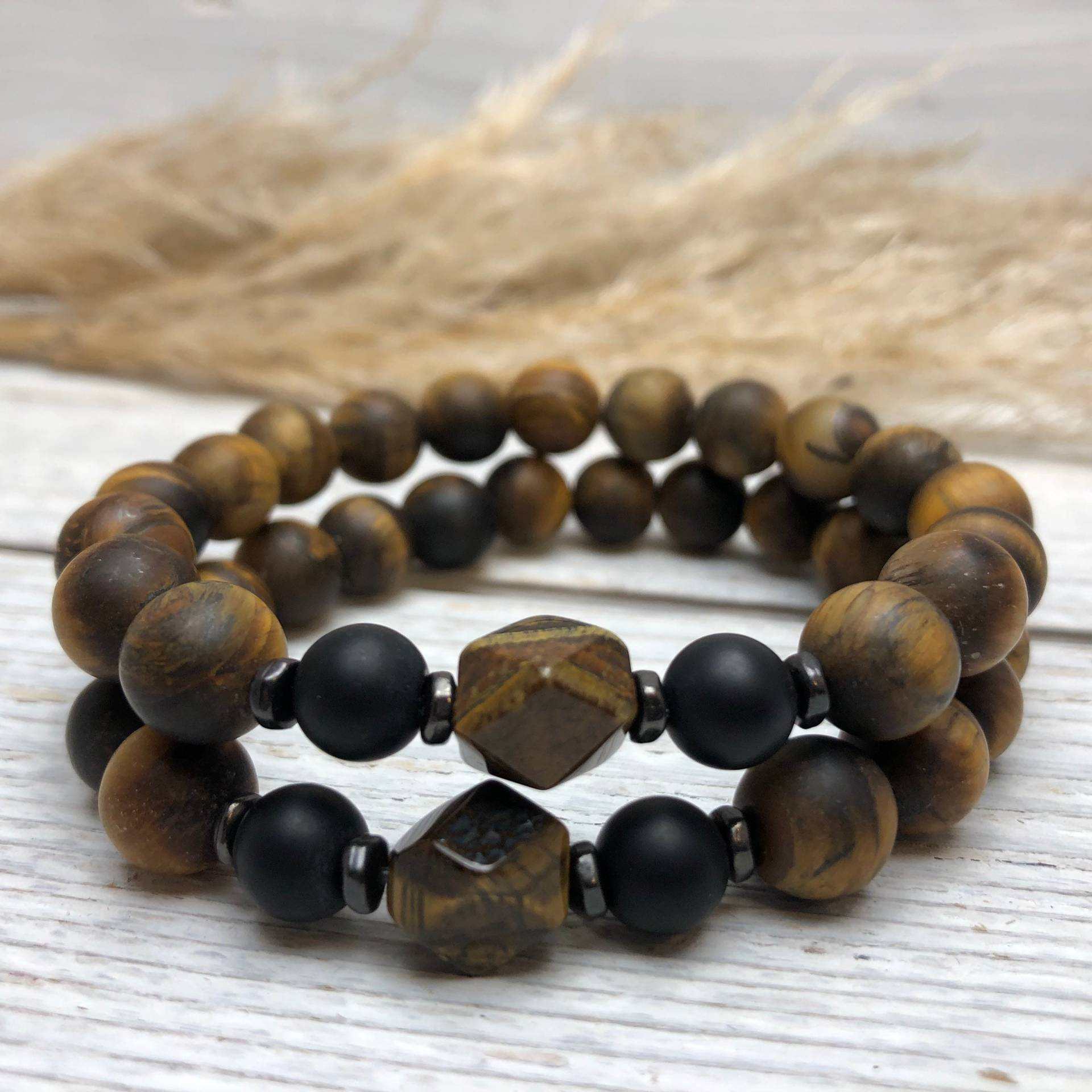 Matte Tigerauge, Onyx, Star Cut Tigerauge Armband Matte Tigerauge, Onyx, Star Cut Tigerauge Armband von ElementOfSri