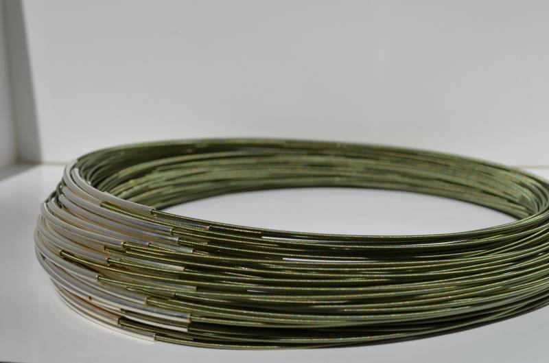 Grüner Steck Halsreif, Spiralhalsreif, Flexibel U. Formstabil. Länge Anpassbar Bis Max. 45cm. Passend Für Perlen Mit Kleinen Löchern Ab 1mm Grüner Steck Halsreif, Spiralhalsreif, Flexibel U. Formstabil. Länge Anpassbar Bis Max. 45cm. Passend Für Perlen Mit Kleinen Löchern Ab 1mm von ElenasSchmuckstudio