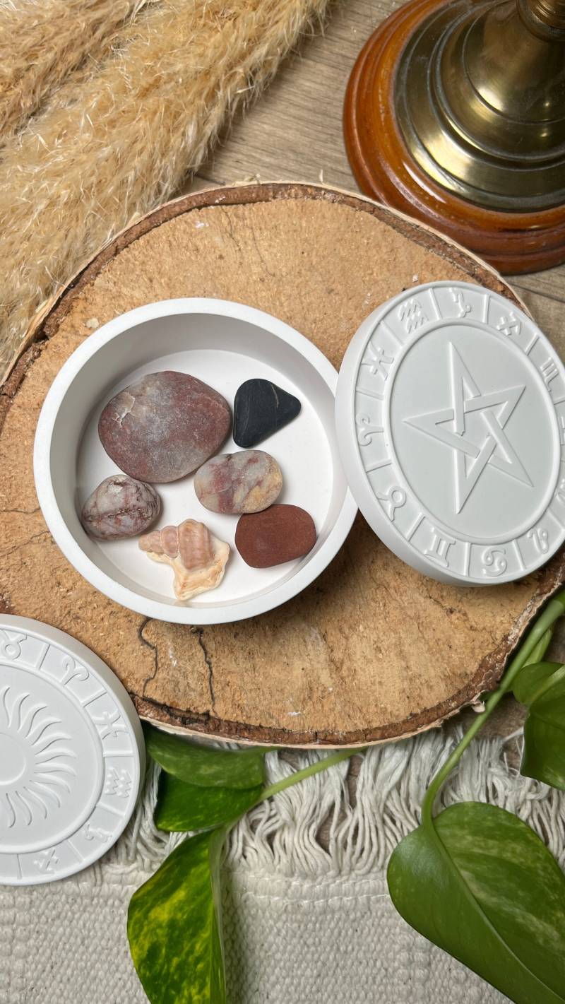 Keramik Dose | Aufbewahrungsdose Mit Deckel - Astrologie Design Dekoration Keramik Dose | Aufbewahrungsdose Mit Deckel - Astrologie Design Dekoration von ElenyaLiving