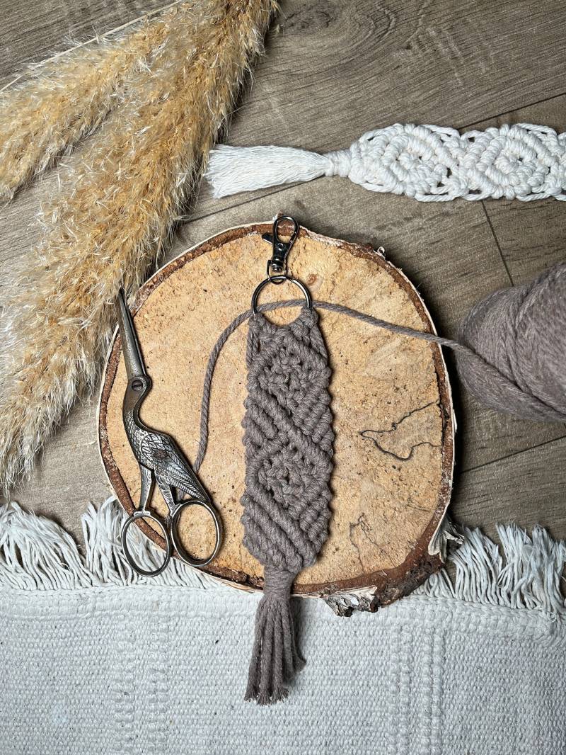 Makramee Schlüsselanhänger |Anhänger | Geschenk Accessoire |Schlüssel Boho Makramee Schlüsselanhänger |Anhänger | Geschenk Accessoire |Schlüssel Boho von ElenyaLiving