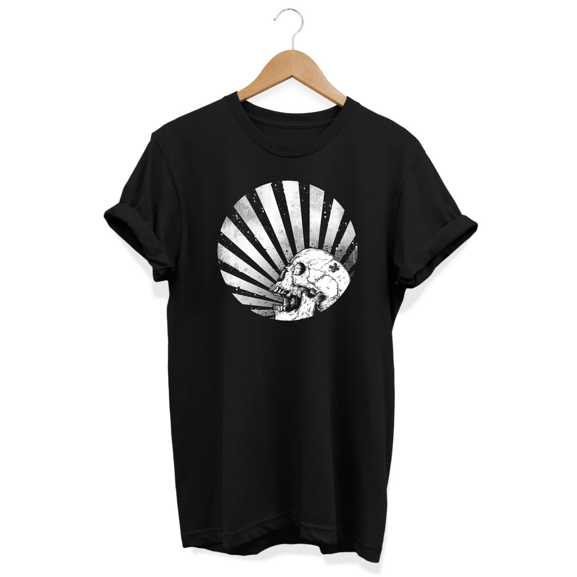 Rising Sun Skull Shirt, Goth Tshirt, Edgy Kleidung, E-Girl Gothic Alternative Mode, Emo T-Shirt, E-Boy Geschenk von ElephanTees