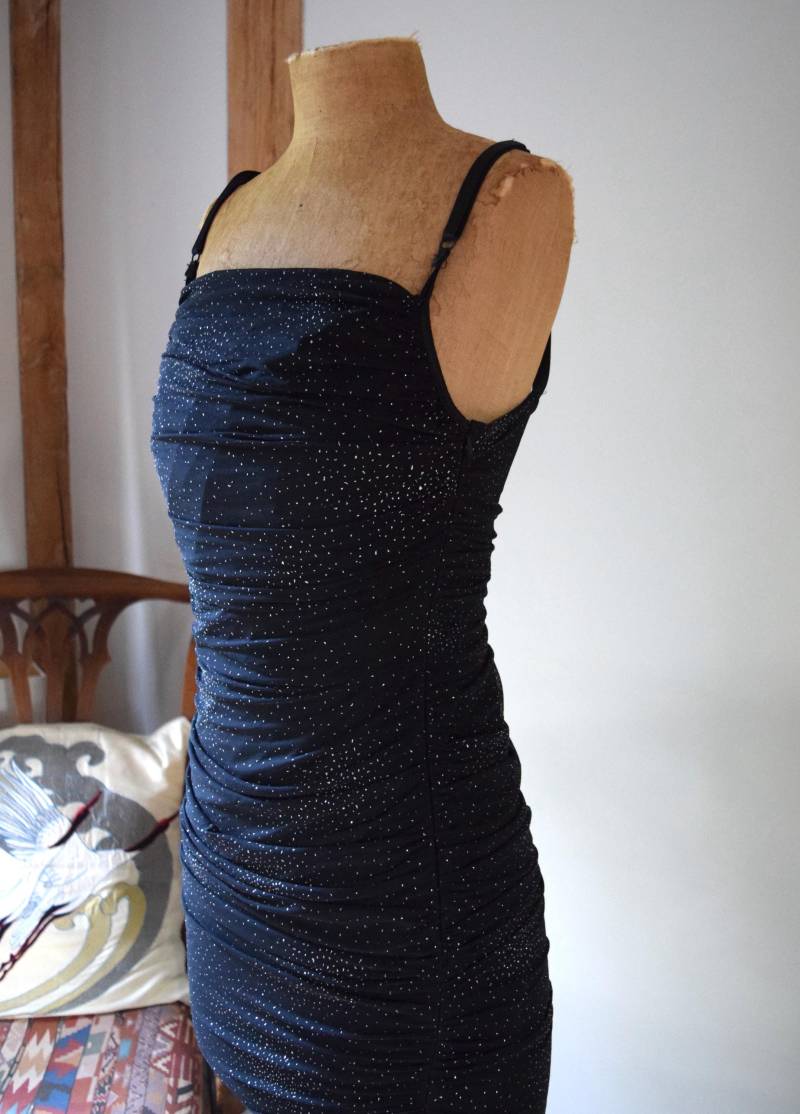 Vintage Y2K Minikleid Mit Rüschen. Größe S. Schwarz Silver Sparkles von ElephantLondon