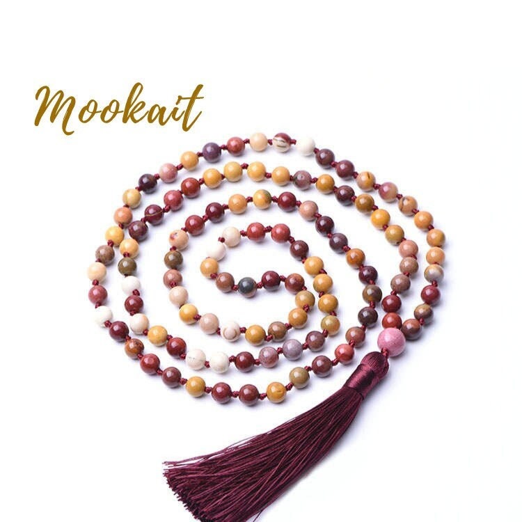 Mala Kette Colourful - Wunderschöne Mookait Edeltsteinkette 108 Perlen Edelstein Schmuck Halskette Meditationskette von ElephanthouseDesign