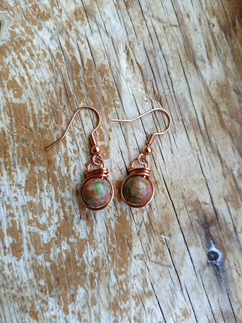Unakit Ohrringe, Fischhaken Drahtgewickelter Schmuck, Drahtgewickelte Heilkristall Kupfer Schmuck Unakit Ohrringe, Fischhaken Drahtgewickelter Schmuck, Drahtgewickelte Heilkristall Kupfer Schmuck von Elev8edVibesLLC