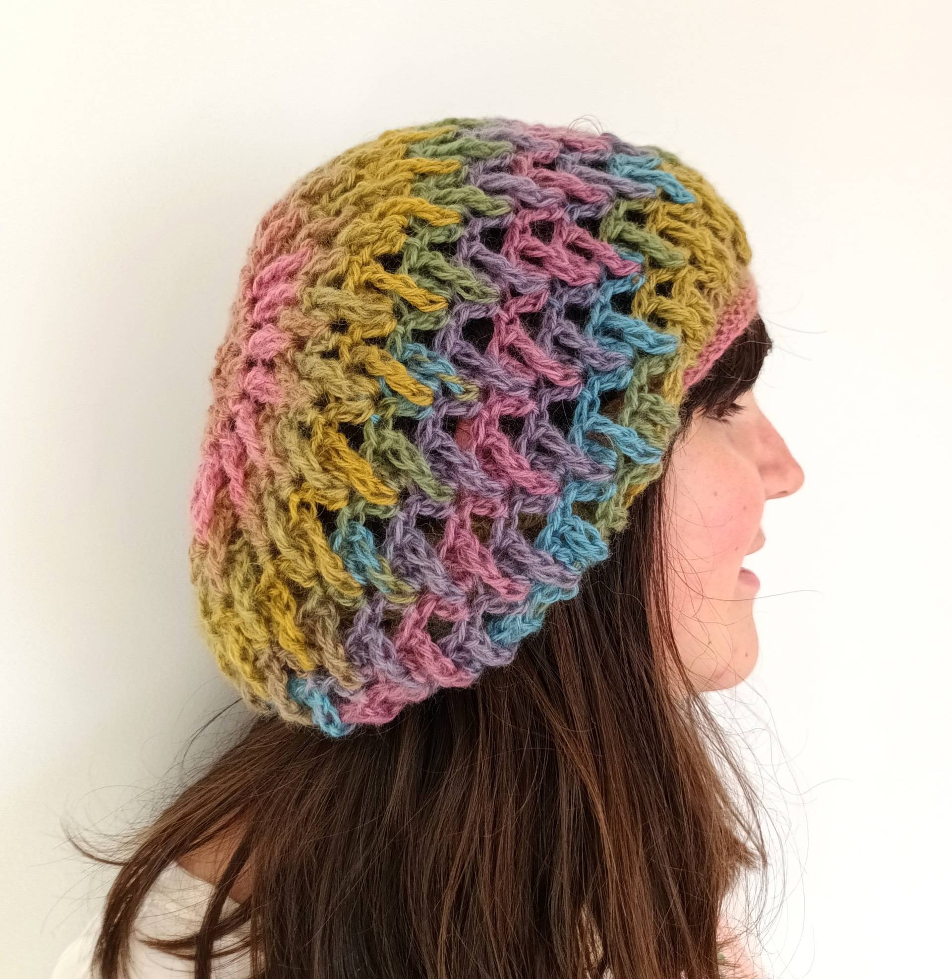 Elegante Häkelmütze, Regenbogen Mütze, Damen Bunt Baskenmütze, Boho Strickmütze, Slouchy Hut, Geschenk Für Sie von ElfinHouse