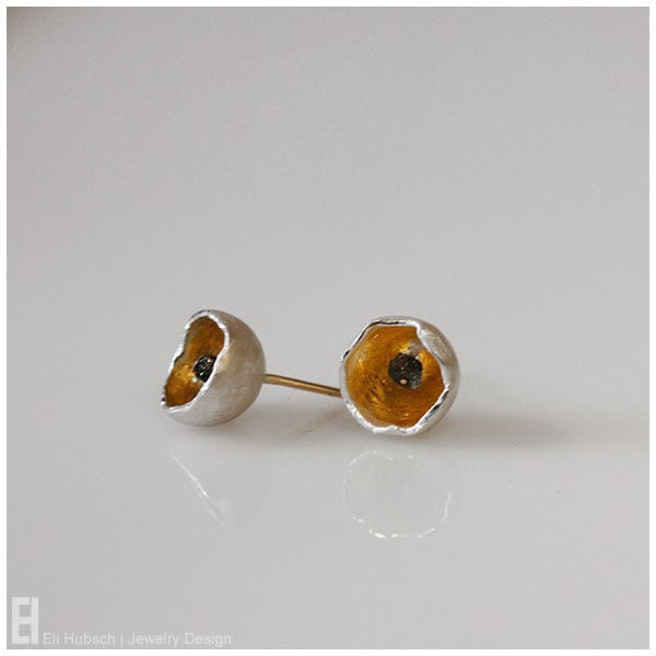 Ohrstecker, Ohrringe, Zerbrochene Goldene Ei, Massivem Gold Kugel Black Diamond, Rohdiamant, Boucles D'oreilles, Brautschmuck, Geschenk von EliHubschJewelry