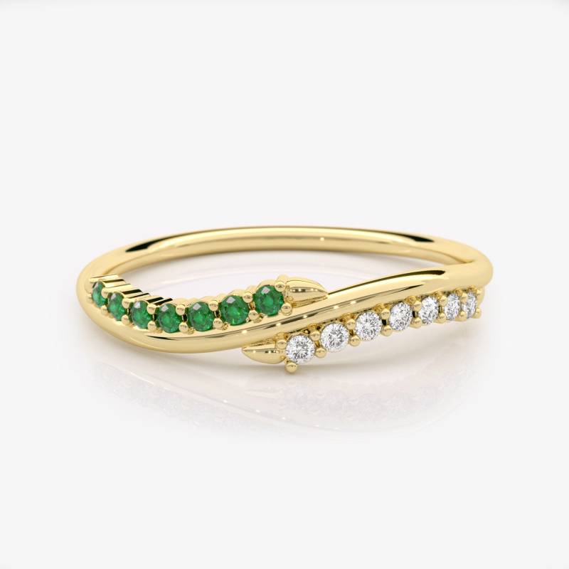 Einzigartiger Multi-Stone Smaragd Diamant Stapelring Für Frau Einzigartiger Multi-Stone Smaragd Diamant Stapelring Für Frau von EliaFineJewelry