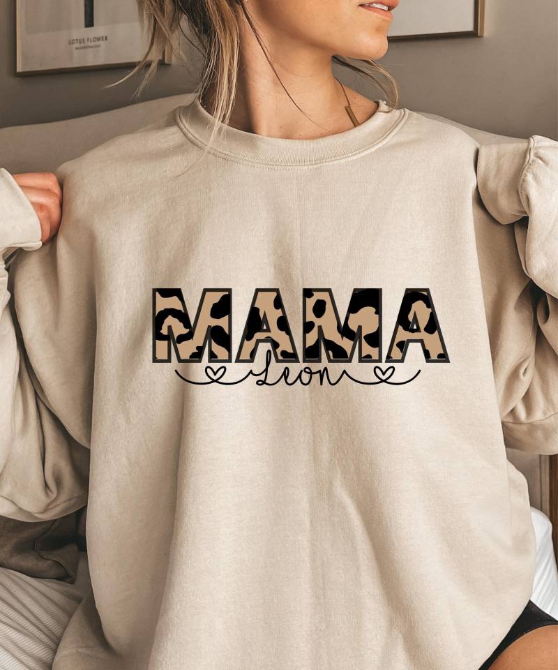 Leopard Mama Sweatshirt, Geparden Gepard Leopard, Personalisierte Geschenke, Geschenke Für Mama, Süßes Leoparden Shirt von ElianaRoseDE