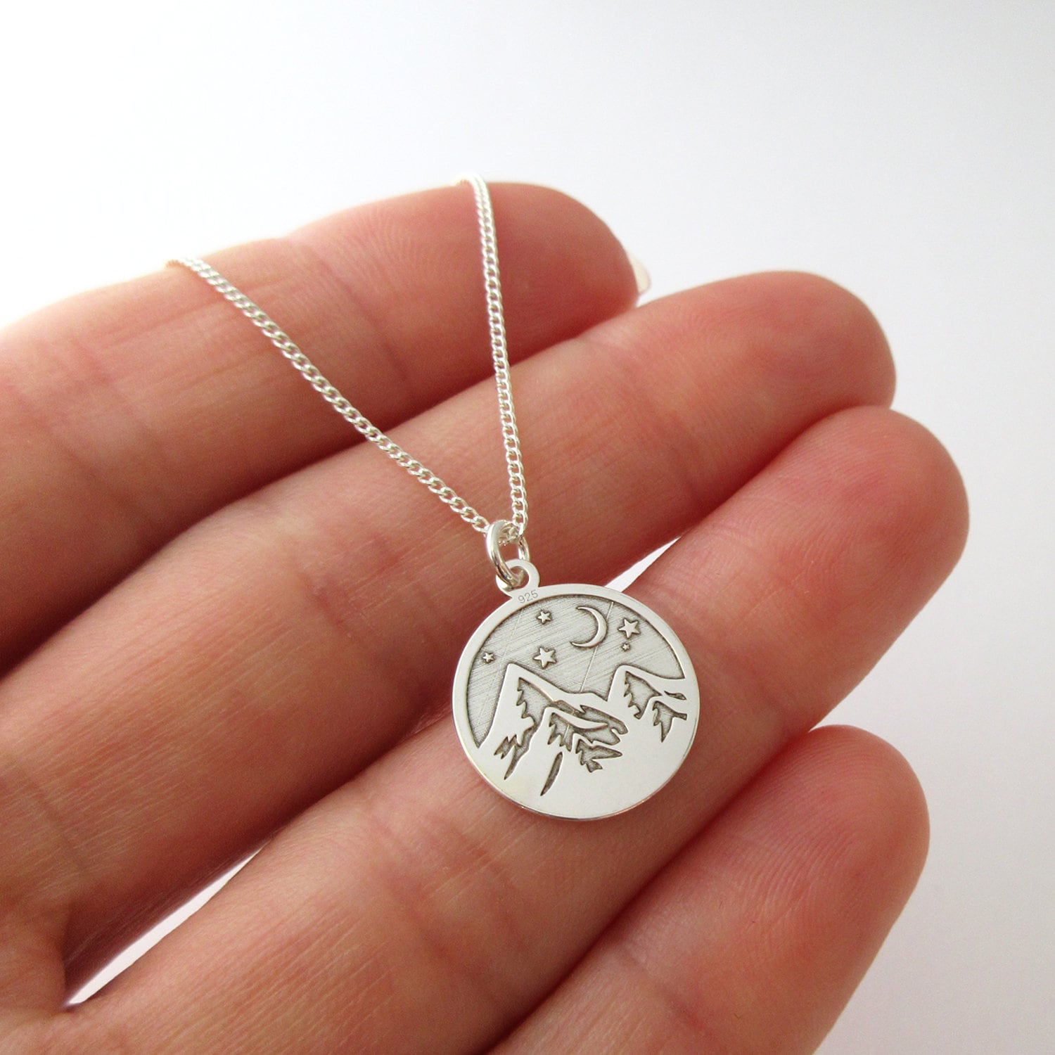 Halskette Mit Anhänger „Reise-Berglandschaft" Aus 925Er Silber Halskette Mit Anhänger „Reise-Berglandschaft" Aus 925Er Silber von ElianorBijoux