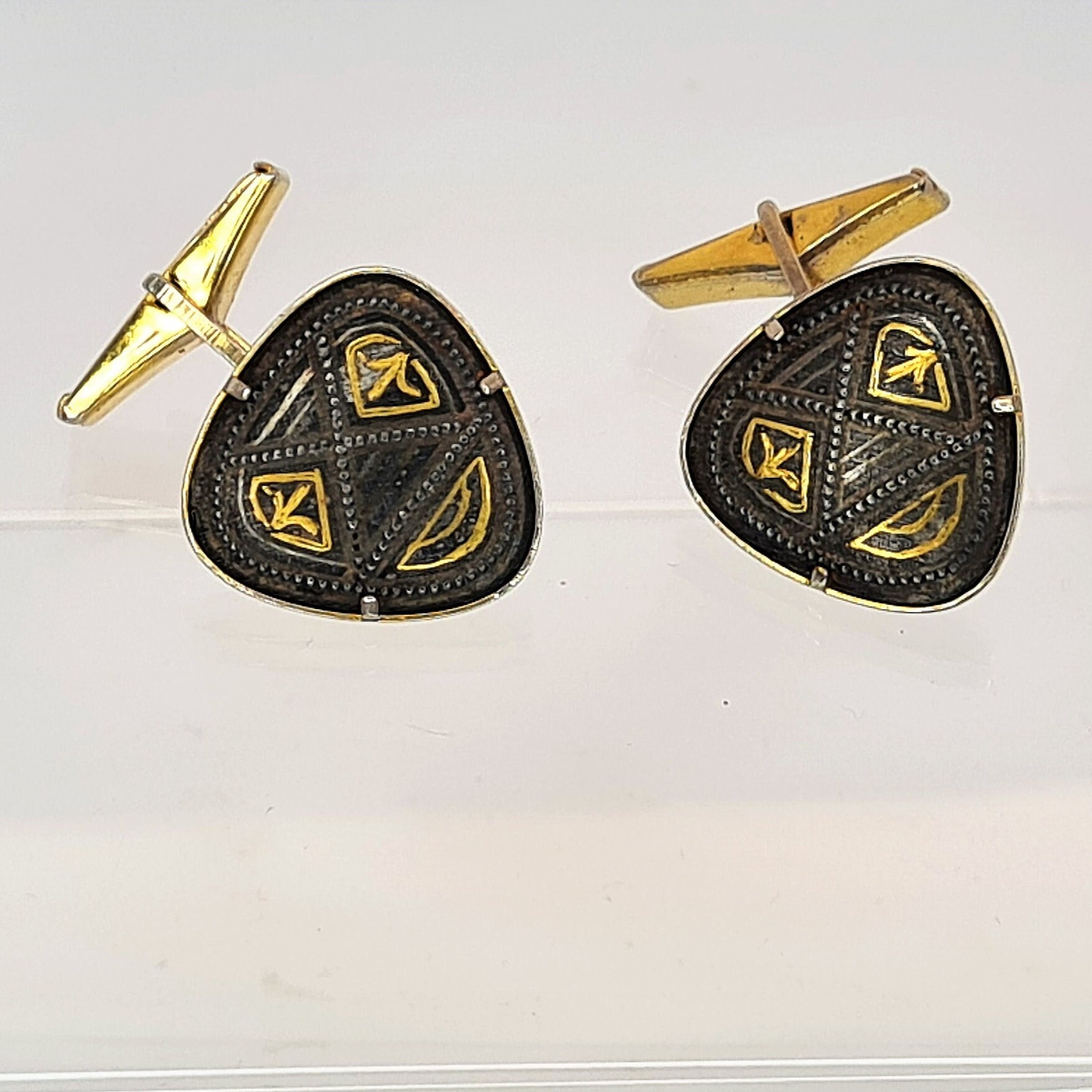 Vintage Gold Ton Damaszener Manschettenknöpfe von EligiusVintageGifts