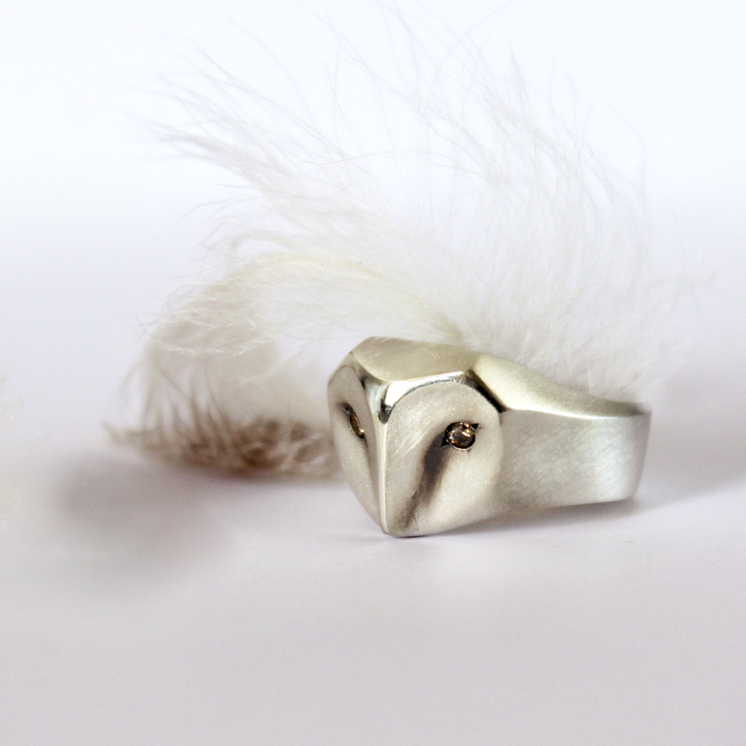 Eulenring Mit Champagnerfarbenen Diamanten von ElinaGleizer