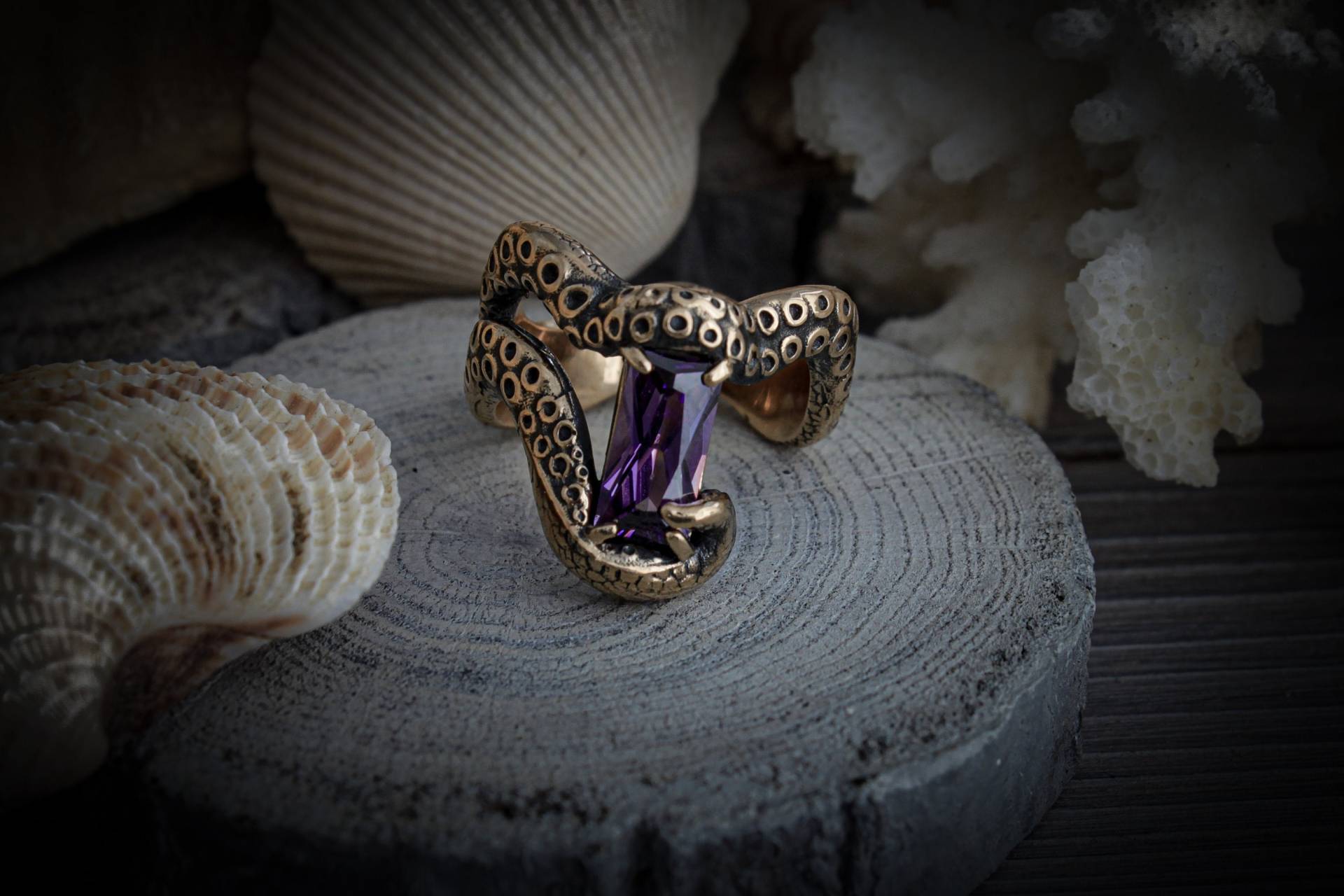 Bronze Oktopus Ring, Cthulhu Hexen Gothic Welle Tentakel Tintenfisch Ozean Meer Ring Bronze Oktopus Ring, Cthulhu Hexen Gothic Welle Tentakel Tintenfisch Ozean Meer Ring von Eliqium