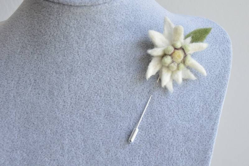 Filz Edelweiß Anstecknadel Handgemachte Wolle Im Boutonniere von ElisFeltCraftEU