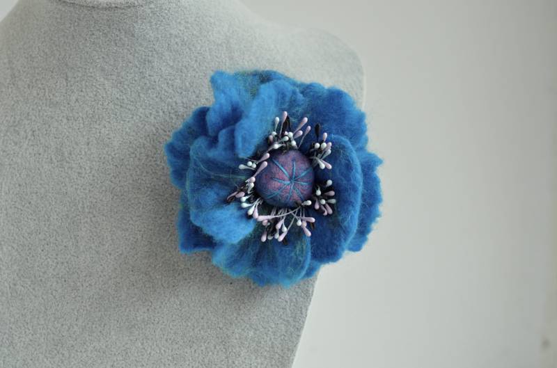 Türkisfarbene Gefilzte Brosche Mohnblume Handgemachte Ansteckblume Aus Wolle Türkisfarbene Gefilzte Brosche Mohnblume Handgemachte Ansteckblume Aus Wolle von ElisFeltCraftEU