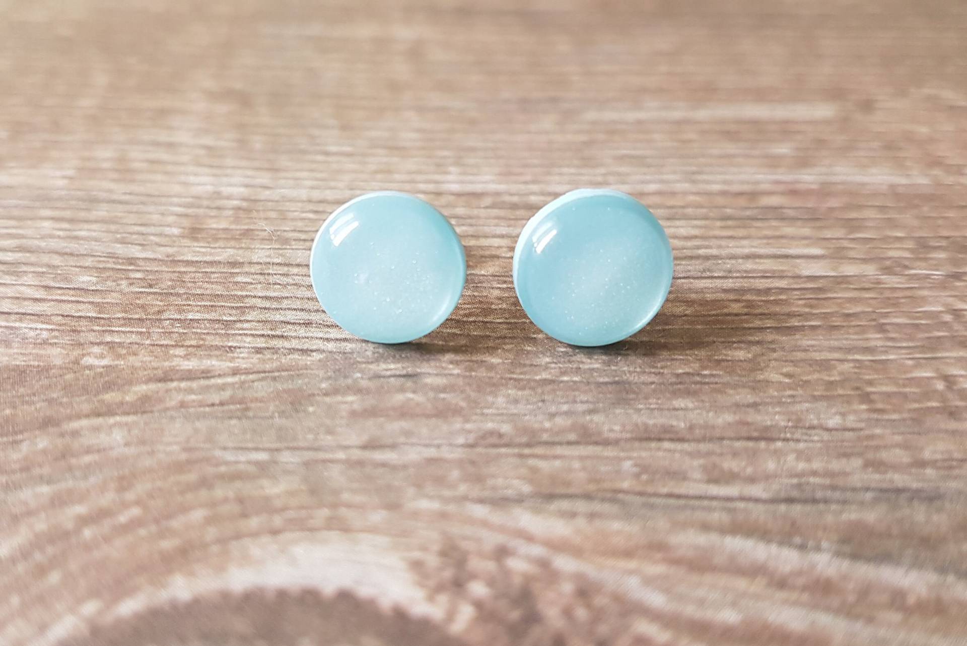 Baby Blaue Ohrringe, Hellblau Ohrstecker Geometrisch, Ohrringe Minimalistisch, Ohrstecker, Minimal Unter 10 Geschenk von ElisGiftBoutique