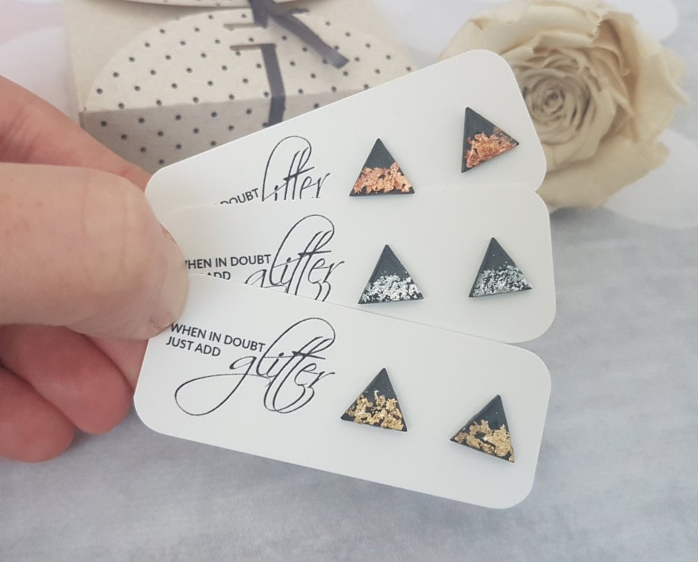 Schwarze Dreieck Ohrstecker, Ohrringe Schwarz Und Gold, Weihnachtsgeschenk Für Freundin, Ohrstecker Schwarz, Elegante Sie Schwarze Dreieck Ohrstecker, Ohrringe Schwarz Und Gold, Weihnachtsgeschenk Für Freundin, Ohrstecker Schwarz, Elegante Sie von ElisGiftBoutique