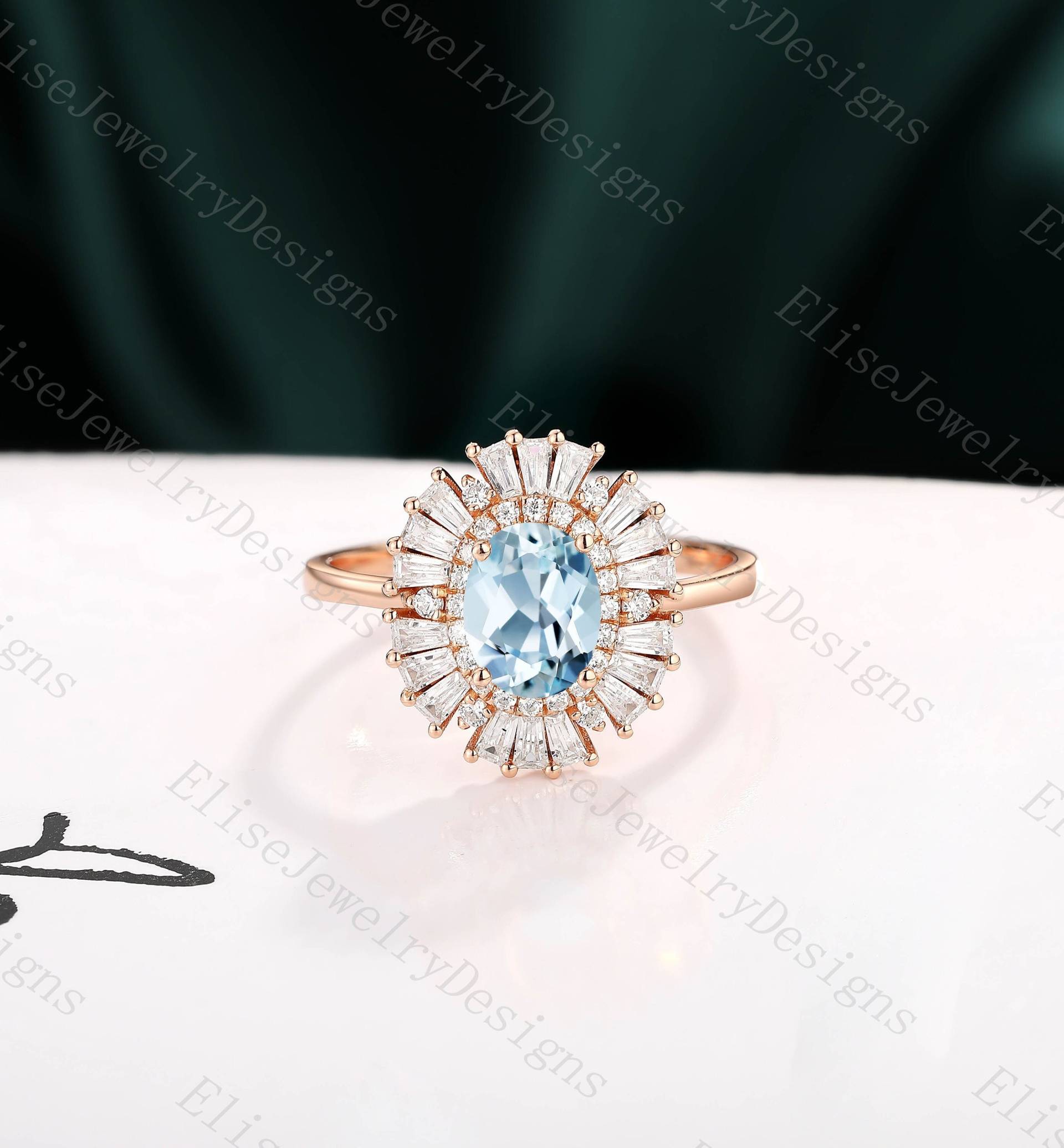 Aquamarin Halo Ring - Blumen Vintage Ovaler Roségold von EliseJewelryDesigns