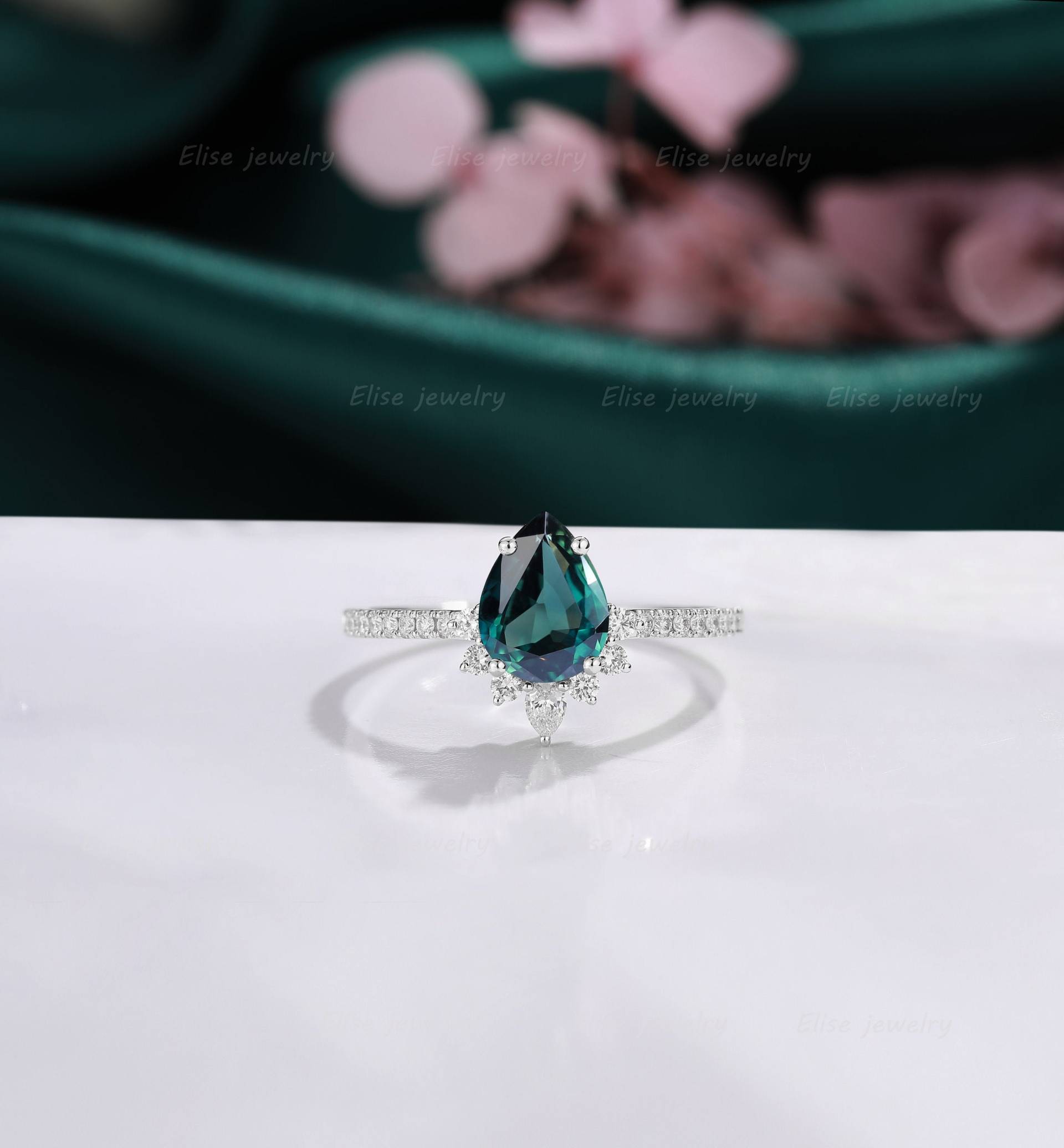 Birnen Teal Saphir Ring Blau Grün Verlobungsring Sunburst Diamant Stapel Diamant Weißgold Personalisierter von EliseJewelryDesigns