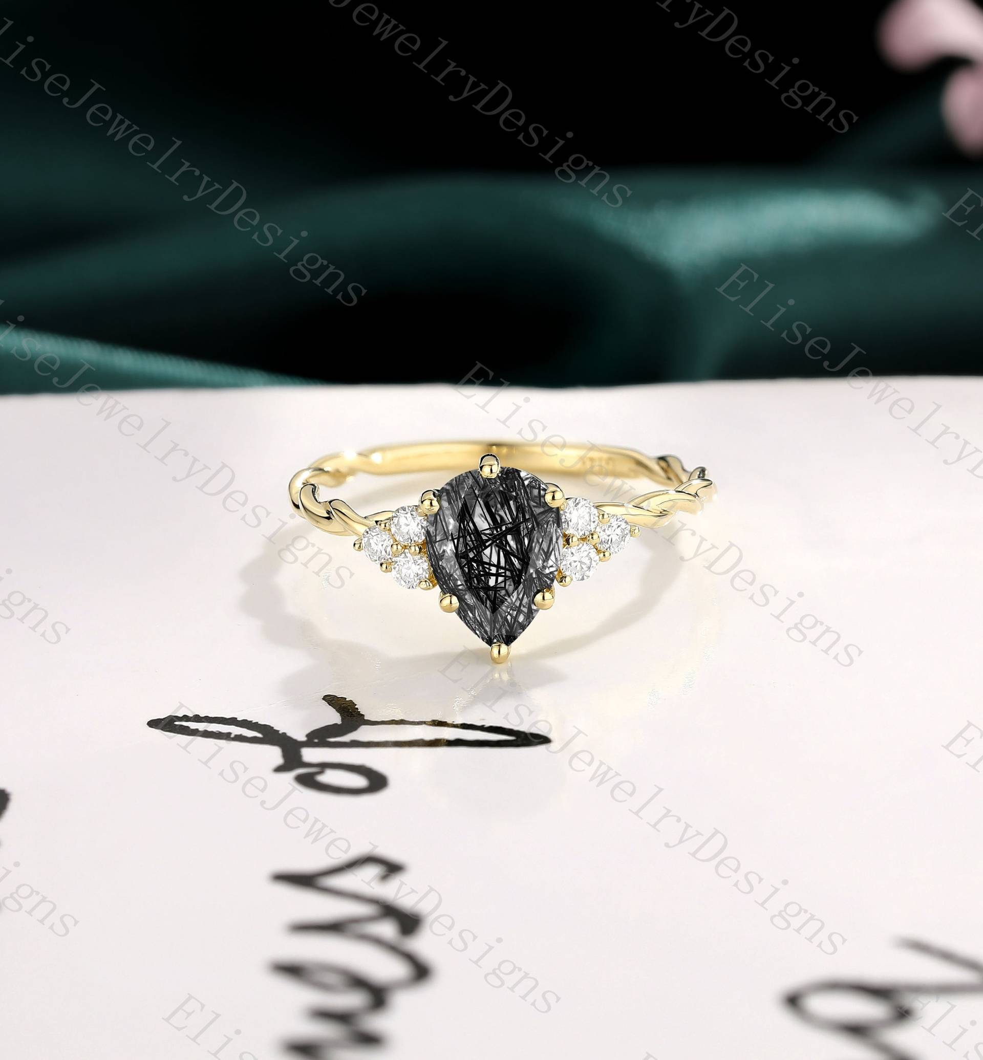 Birnenförmiger Schwarz Rutilquarz Verlobungsring Gelbgold Vintage Versprechensring Art Deco Ring Jahrestag Geschenk Brautring von EliseJewelryDesigns